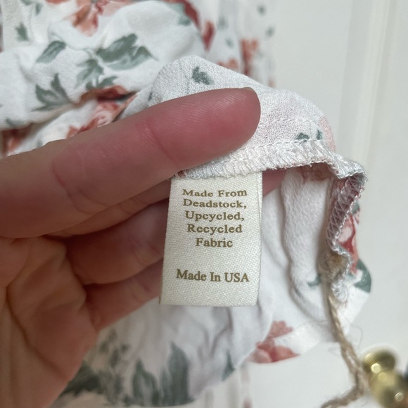 Christy Dawn The Faye Top in Red Anemone Garden  NWT XS - Picture 7 of 10